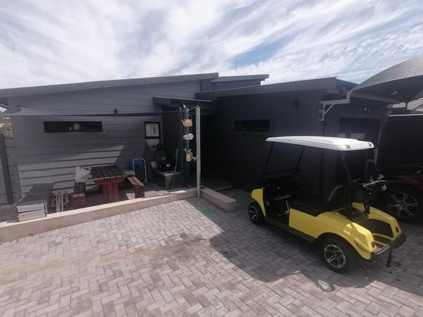 House For Sale in Bergsig, Groot Brakrivier